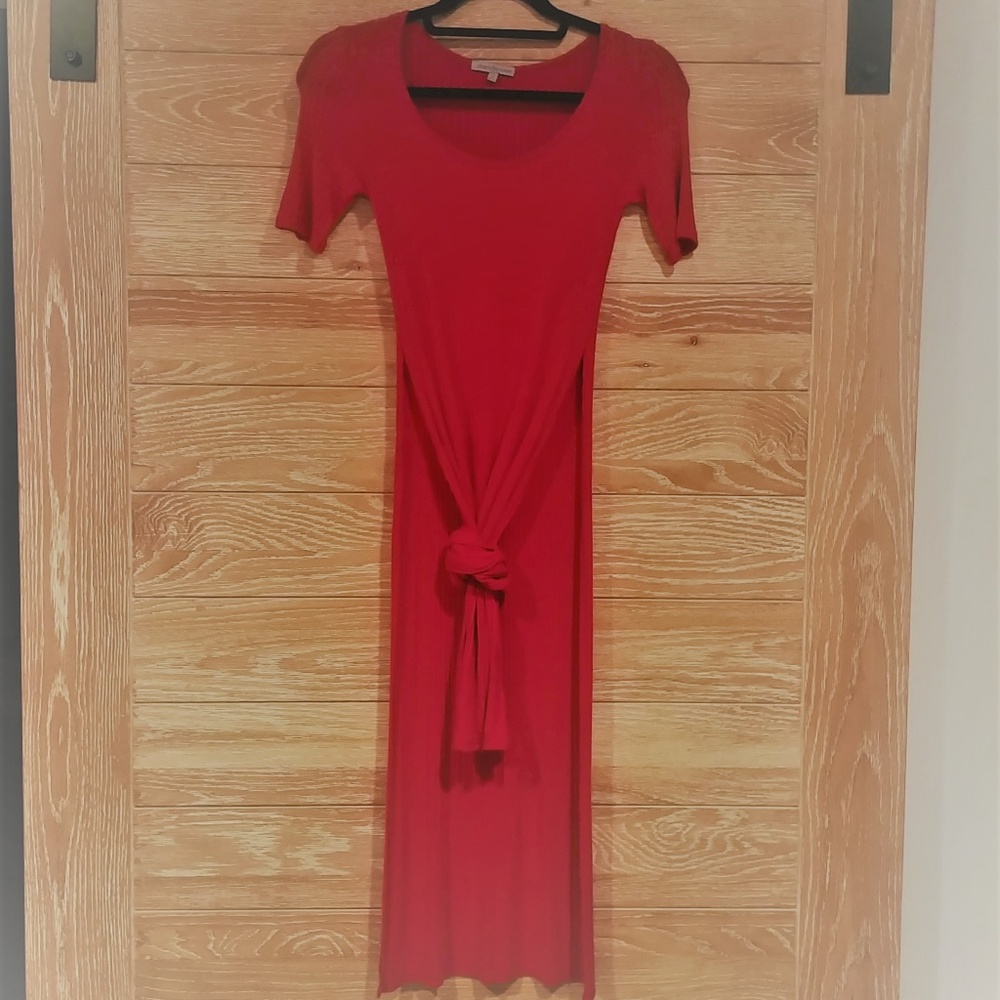 LONG SLIT SIDE TOP